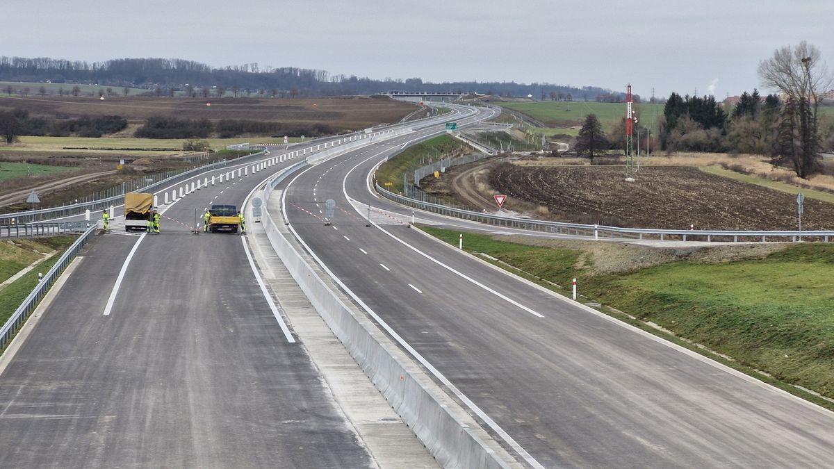 U Vysokého Mýta se otevřel další kus dálnice, uleví městu